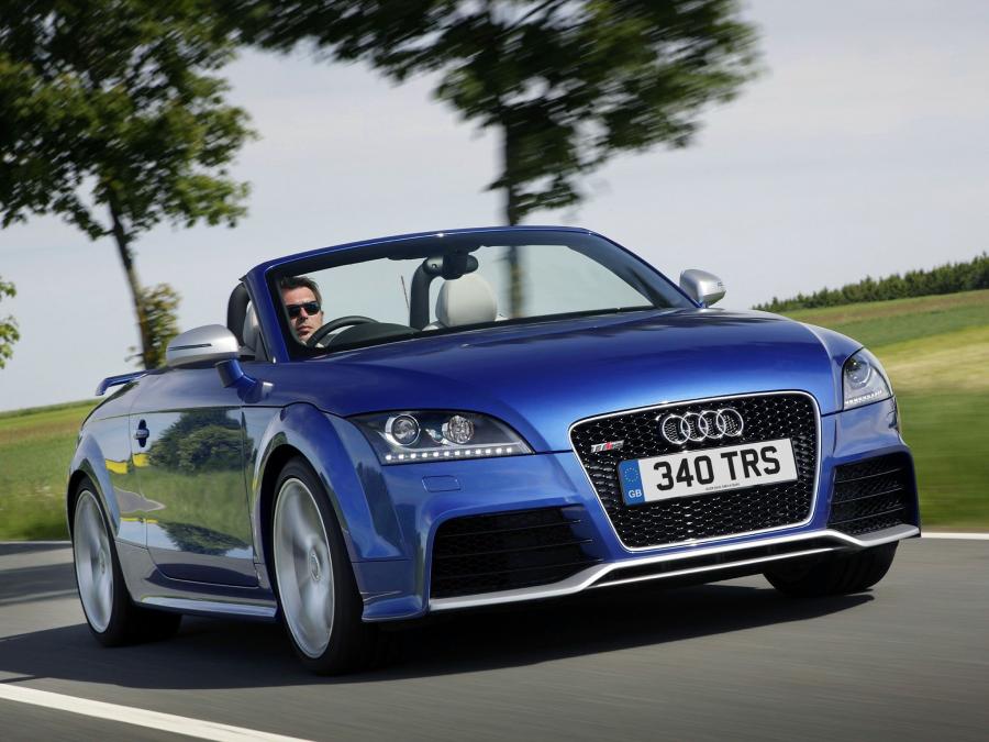  Audi TT RS Roadster (8J) 2009 года  (UK) (фото 1 из 23)